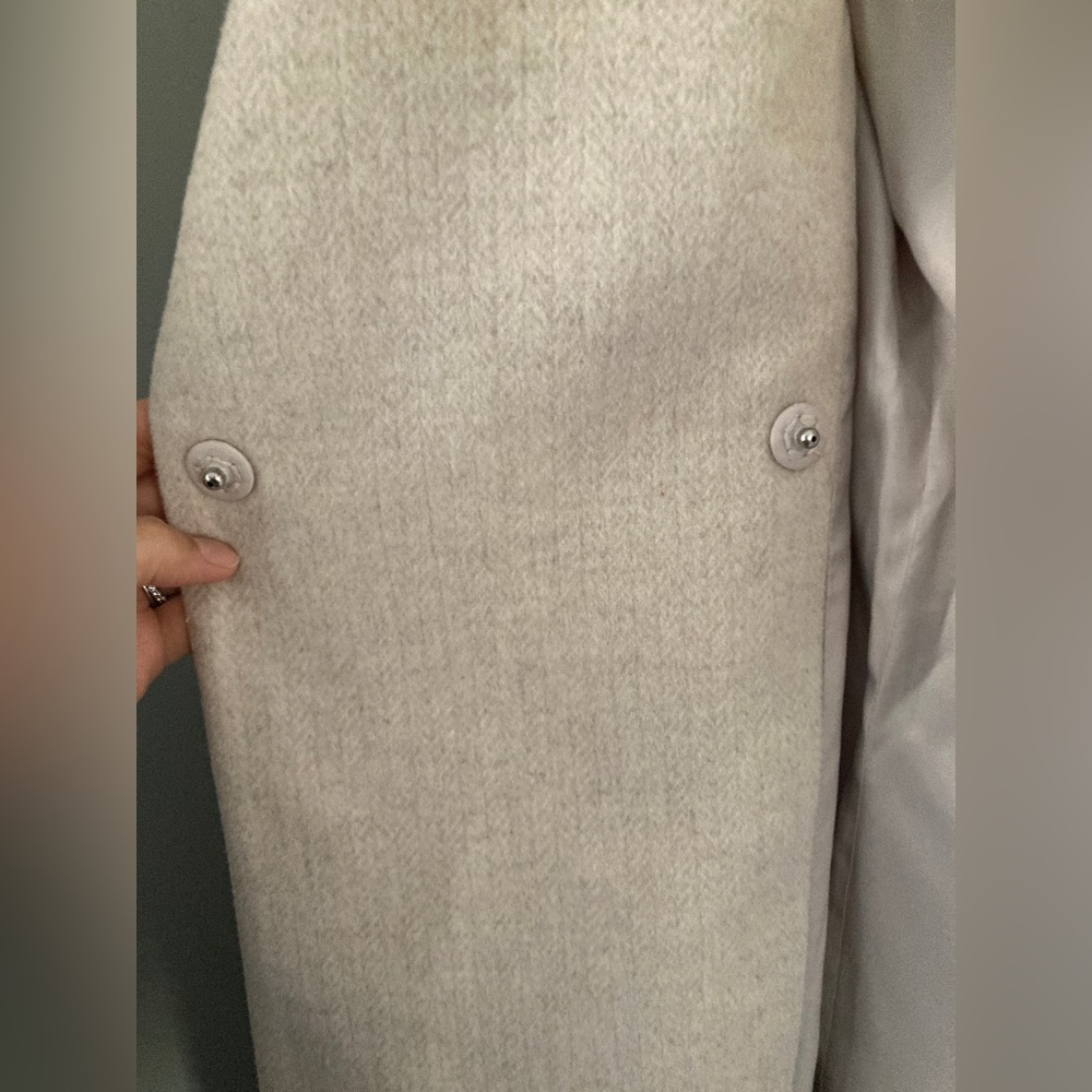H&M Coat - Picture 7 of 8